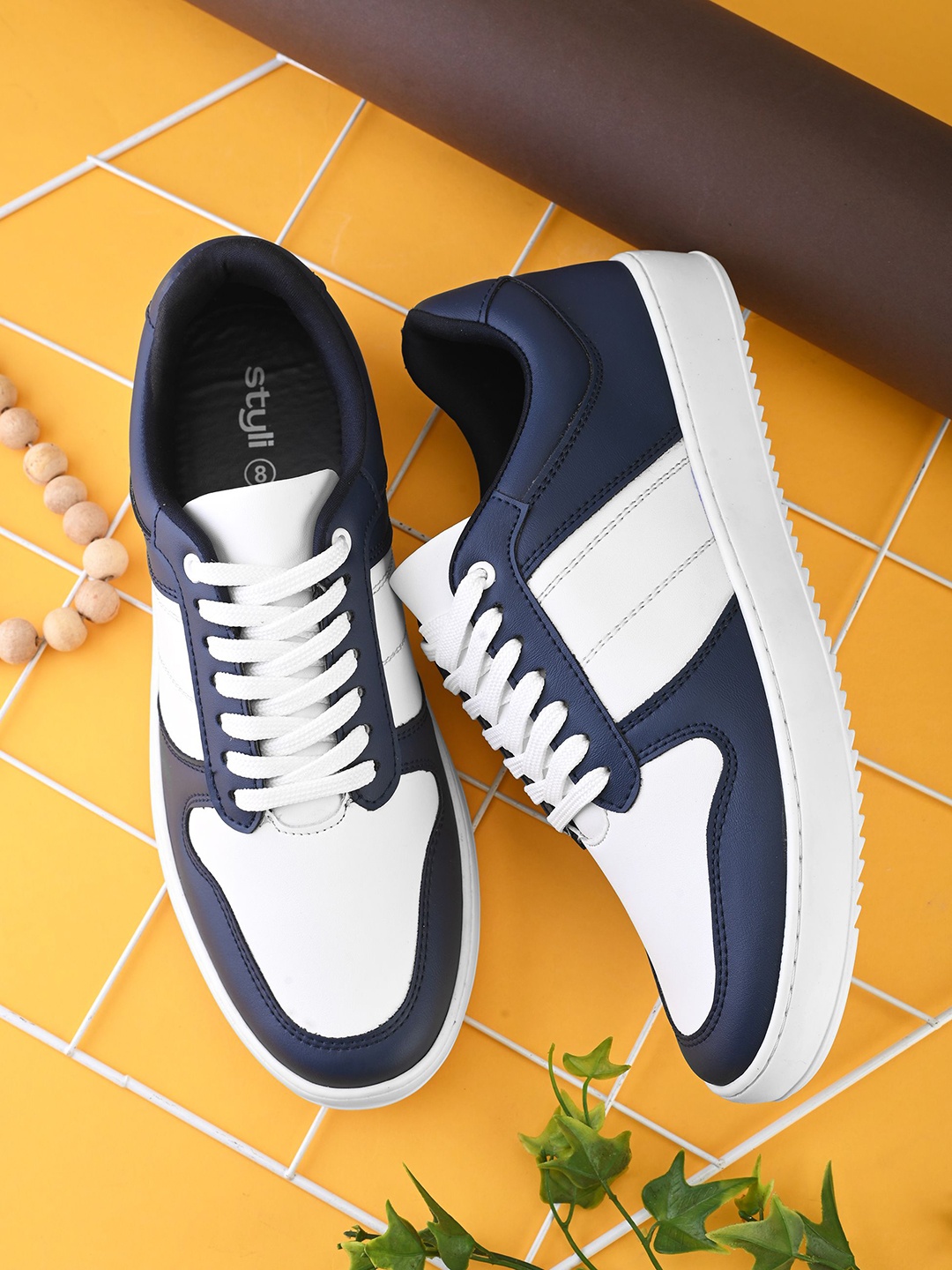 

Styli Men Casual Colorblock Sneakers, Navy blue