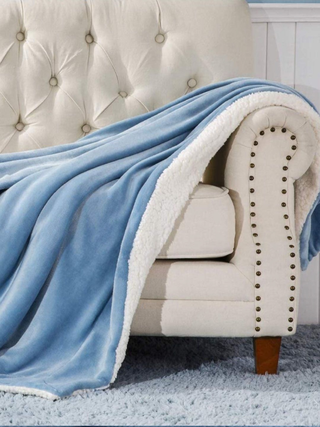 

VAS COLLECTIONS Blue & White Heavy Winter 500 GSM Single Bed Blanket