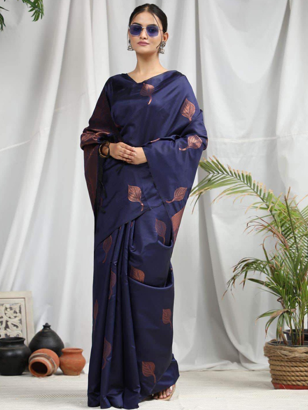 

bansari textiles Woven Design Zari Paithani Saree, Blue