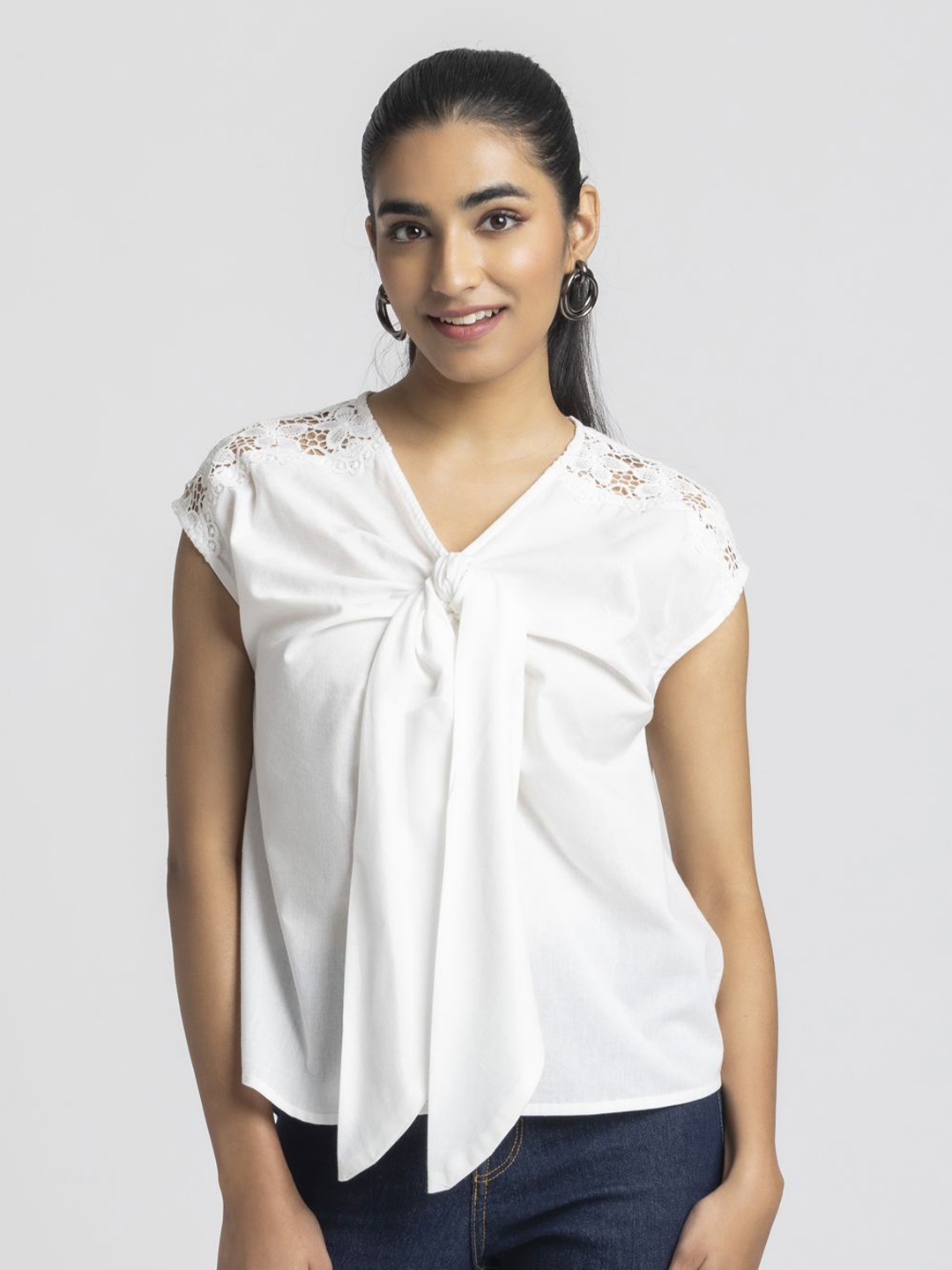 

SHAYE Extended Sleeves Cotton Top, White