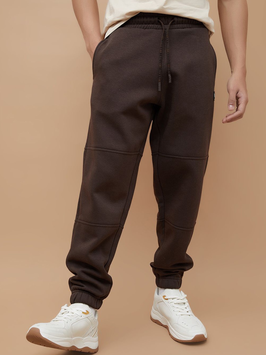 

SmileyWorld Men Regular Fit Mid Rise Cotton Joggers, Brown