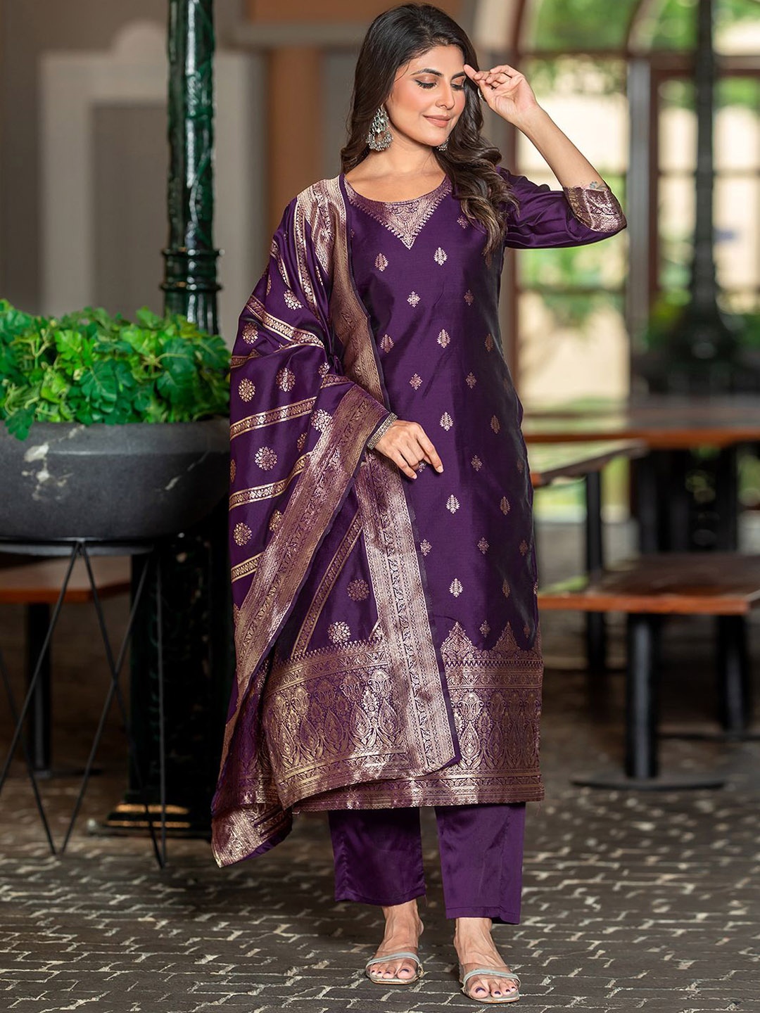 

KALINI Ethnic Motifs Woven Design Straight Kurta With Trousers And Dupatta, Purple