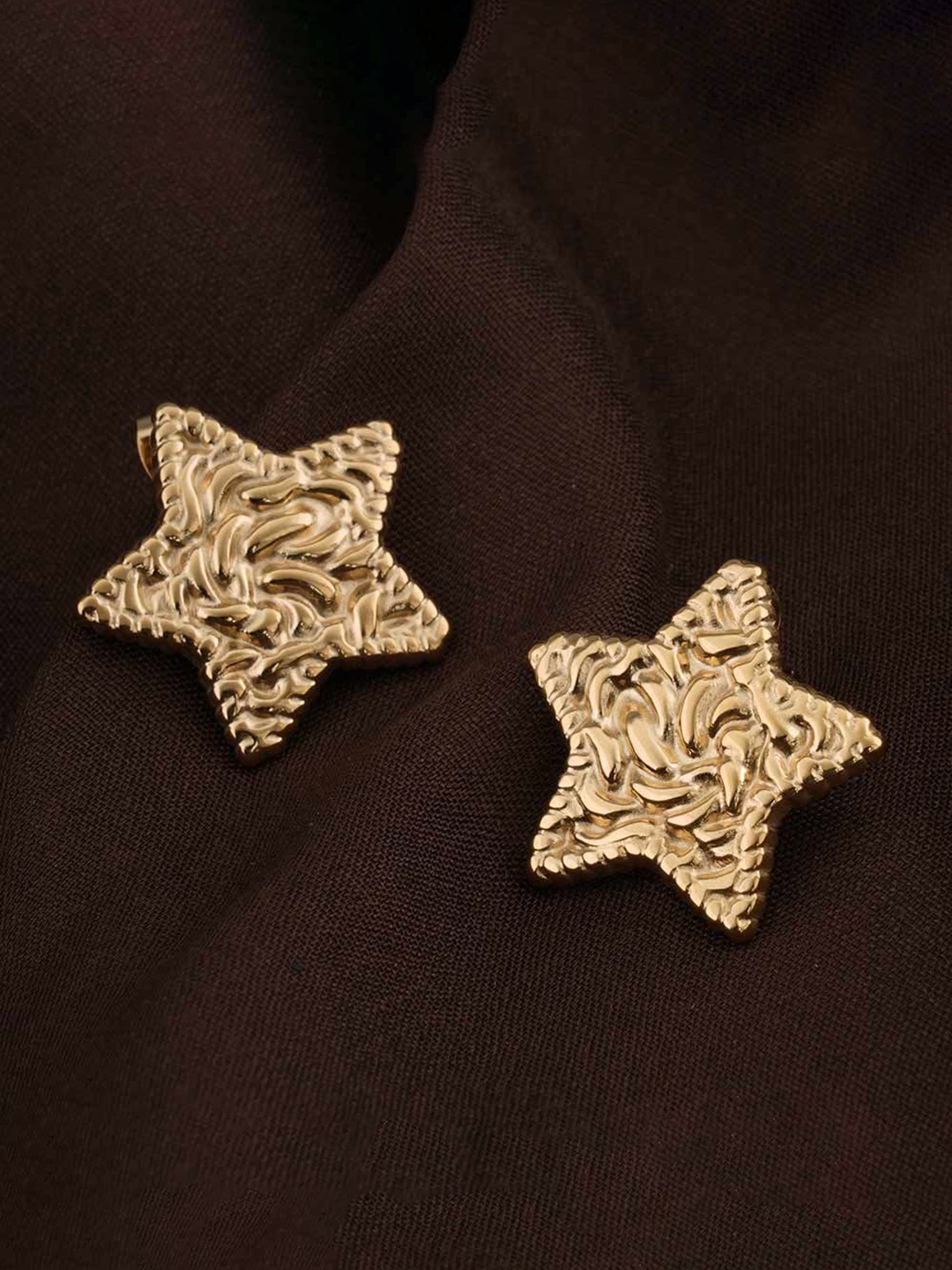

PALMONAS Contemporary Studs Earrings, Gold