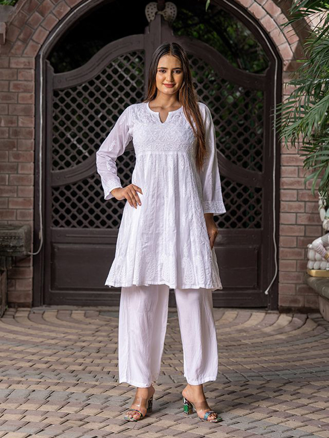 

craftroots Women Ethnic Motifs Embroidered Chikankari Knee-Length Flared Kurta, White
