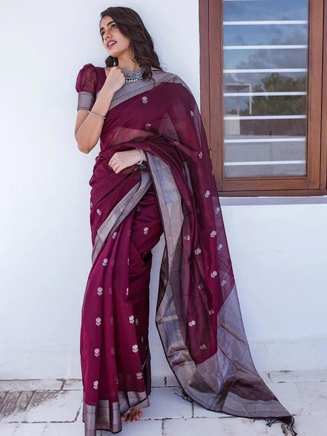 

bansari textiles Woven Design Zari Silk Blend Kanjeevaram Saree, Purple