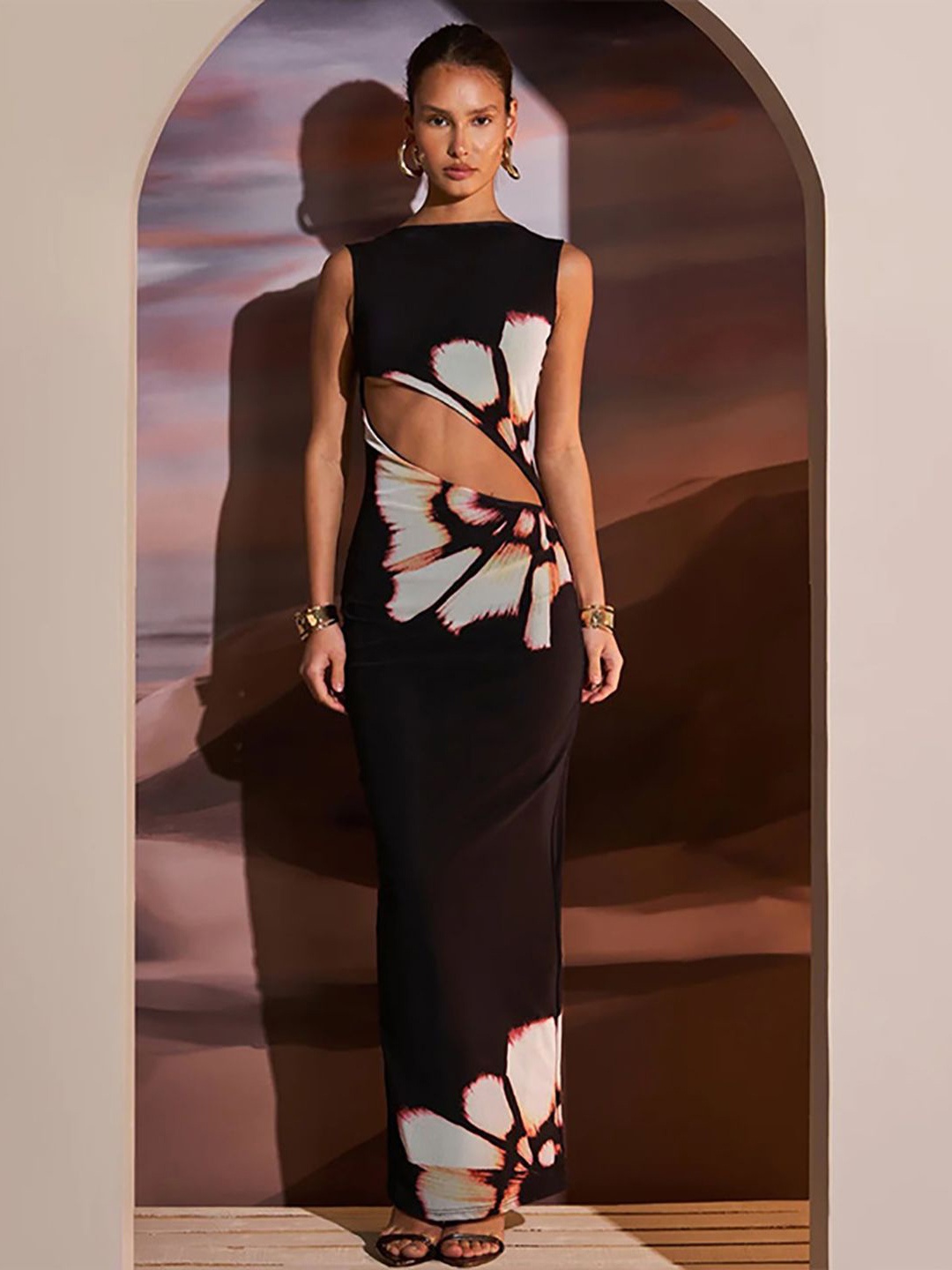 

StyleCast x Revolte Women Abstract Printed Cut-Outs Bodycon Maxi Dress, Black