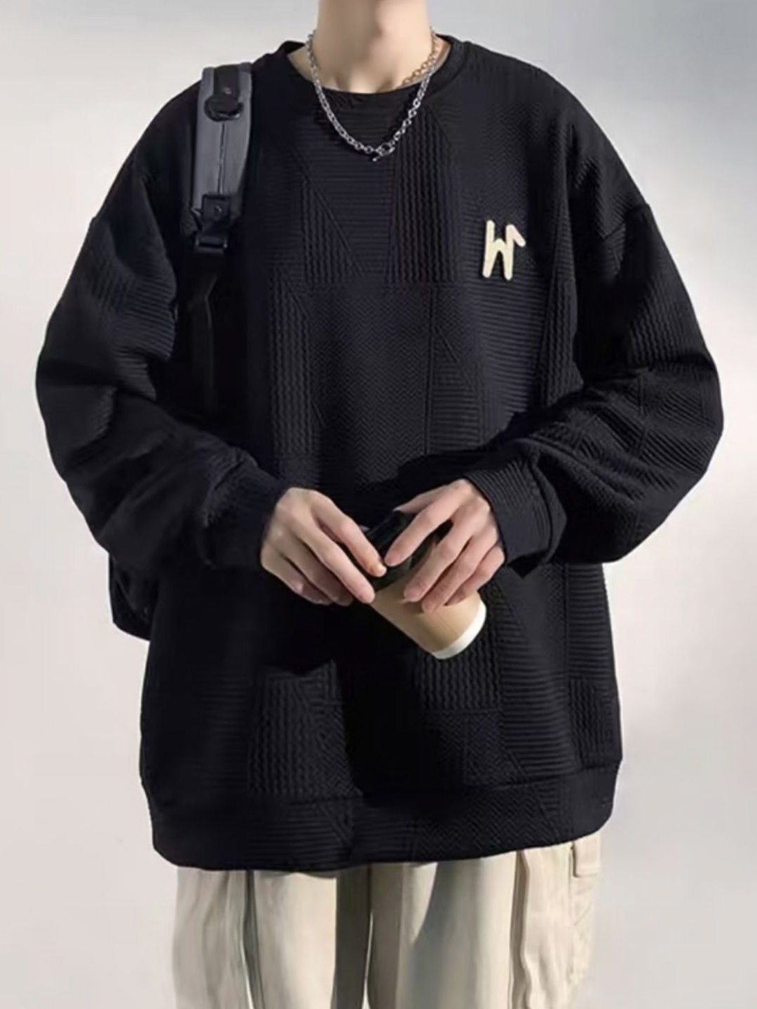 

HERE&NOW Men Textured Applique Oversized Sweatshirts, Black