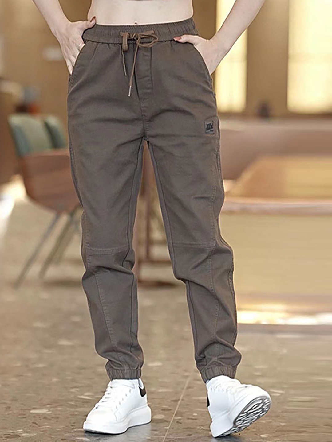 

StyleCast x Revolte Men Pleated Cargos Trousers, Brown