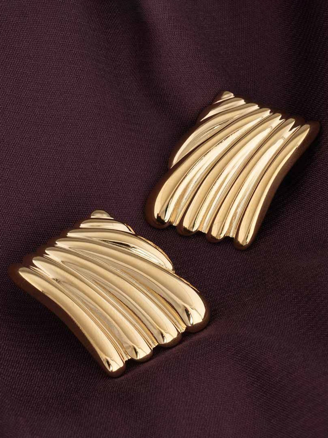 

PALMONAS Contemporary Studs Earrings, Gold