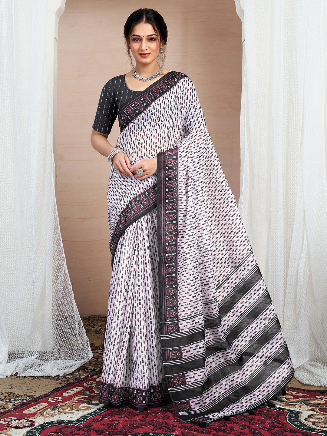 

KALINI Printed Saree, White