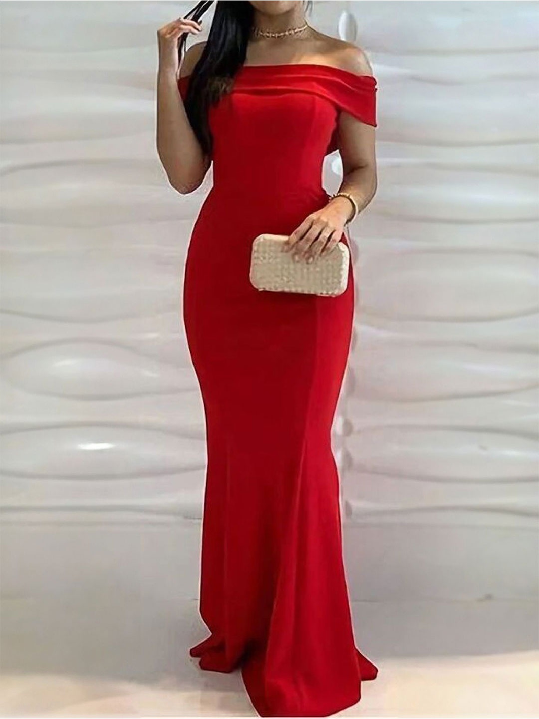 

StyleCast x Revolte Off-Shoulder Bodycon Maxi Dress, Red