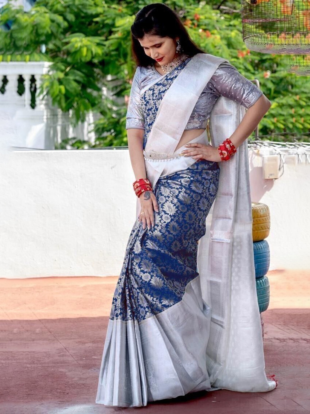

bansari textiles Woven Design Zari Kanjeevaram Saree, Blue