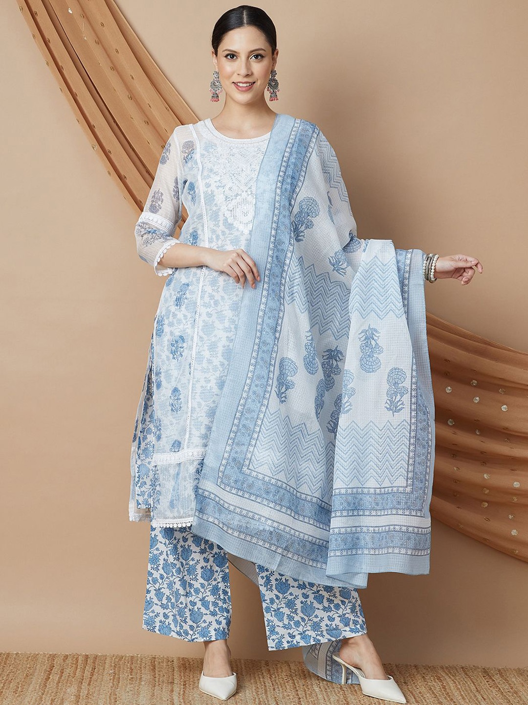 

Melange by Lifestyle Floral Printed Pure Cotton Straight Kurta with Palazzos & Dupatta, Off white