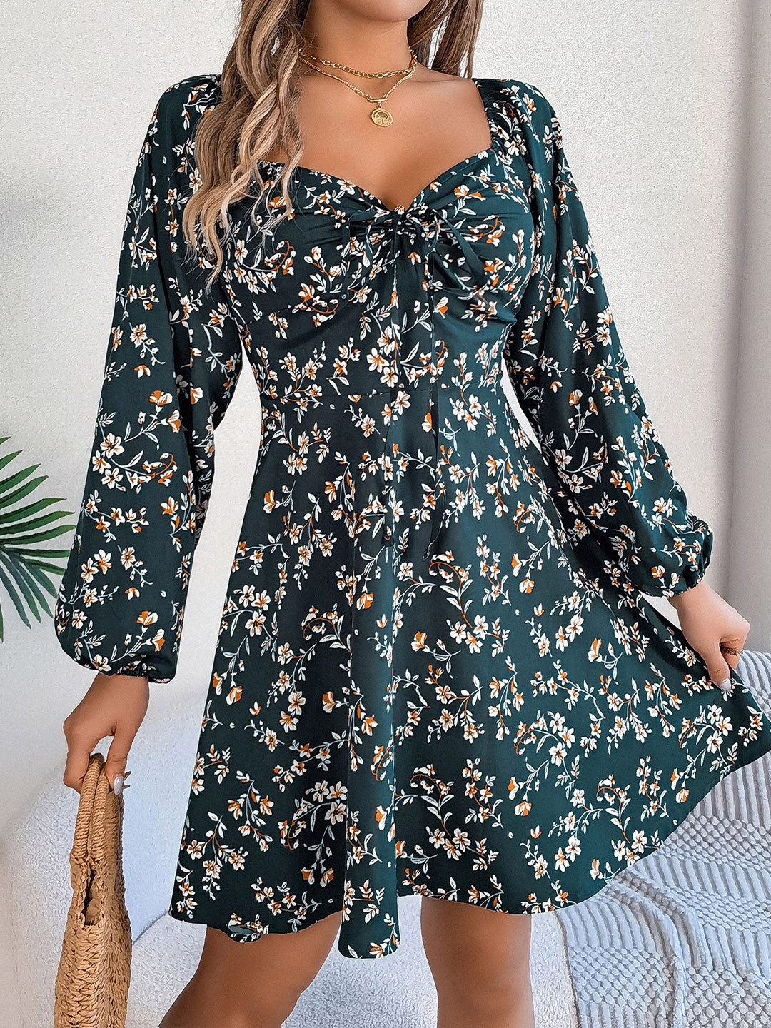

StyleCast x Revolte Women Tropical Print A-Line Mini Dress, Green