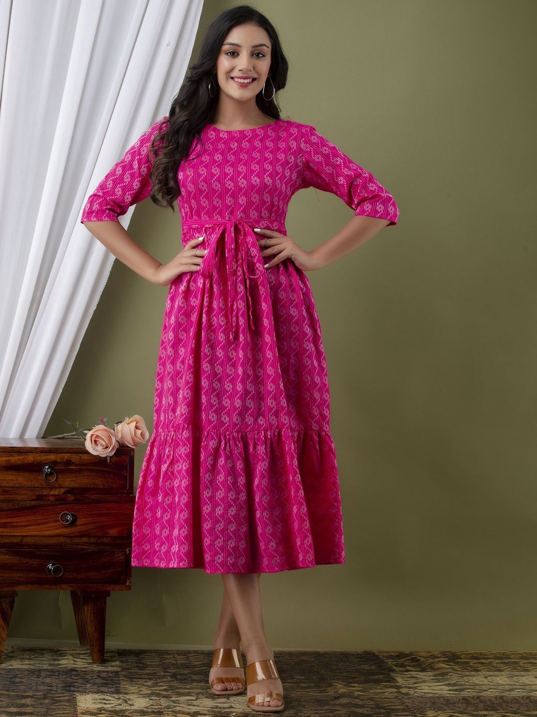 

Demirner Striped Round Neck Fit and Flare Ethnic Dress, Pink
