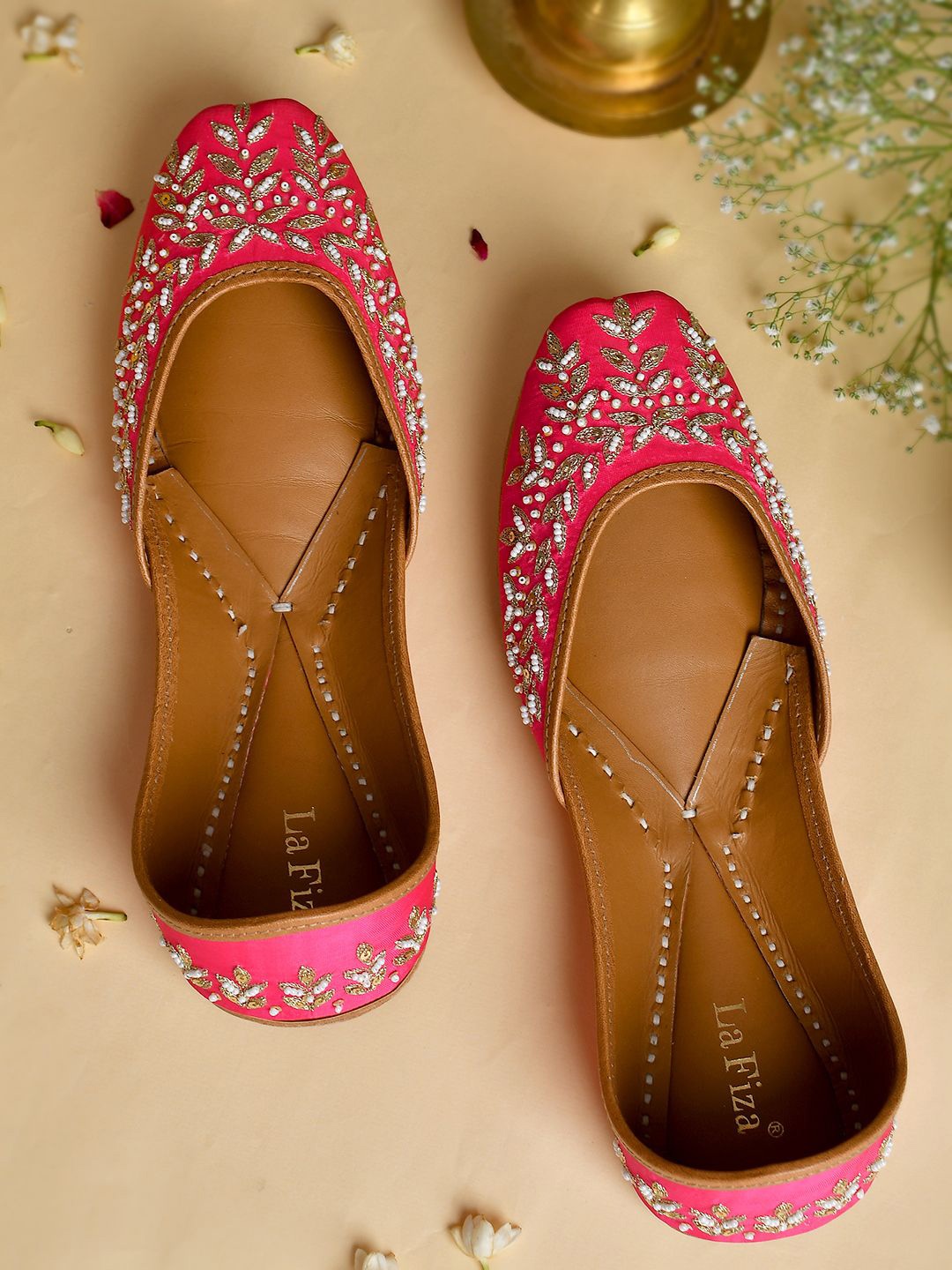 

La Fiza Women Embellished Mojaris Flats, Pink