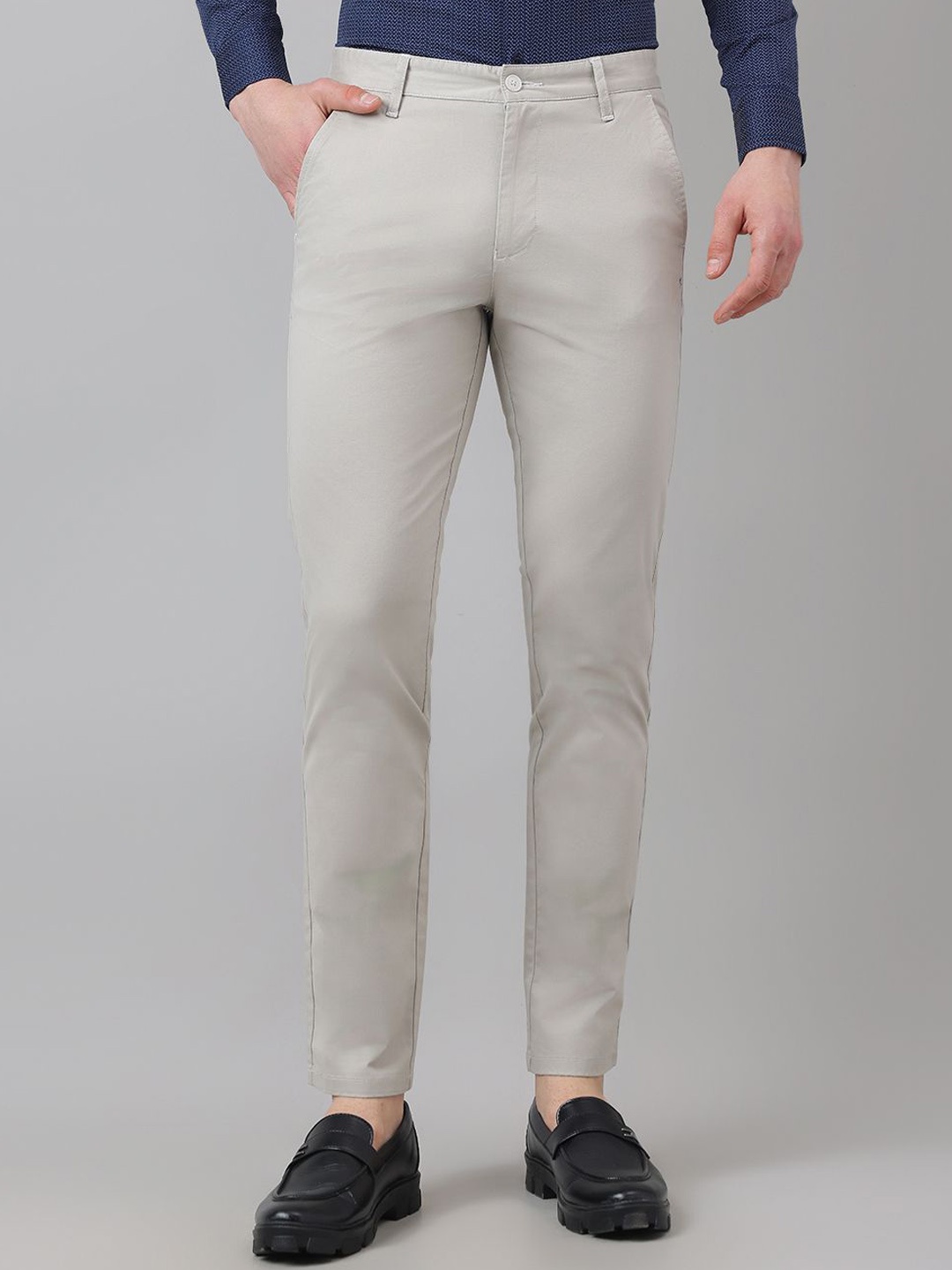 

Richlook Men Textured Smart Regular Fit Mid-Rise Trousers, Grey