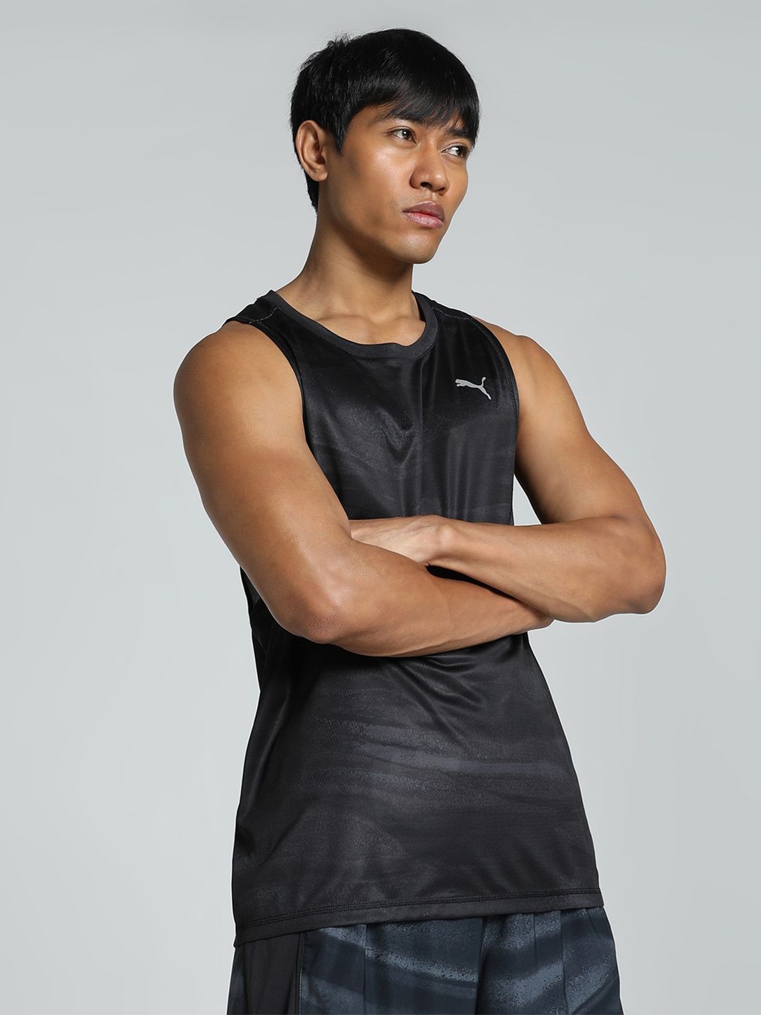 

Puma Men Velocity dryCELL Brand Logo Printed Sleeveless Running T-Shirt, Black