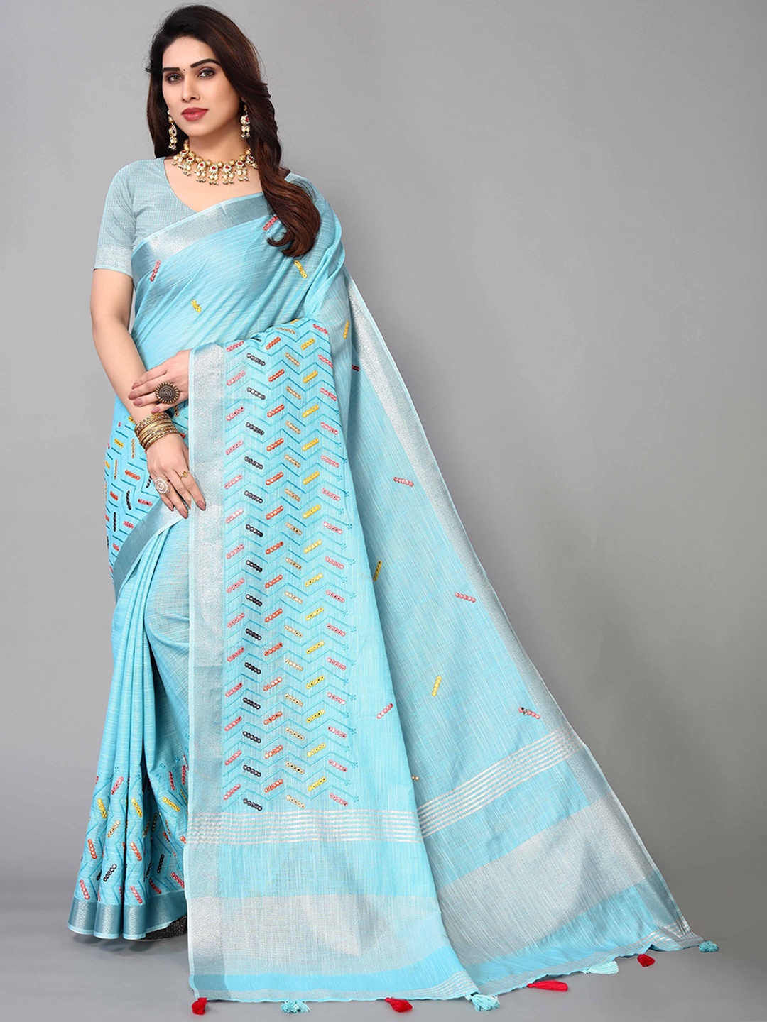 

Blissta Embroidered Mirror Work Saree, Blue