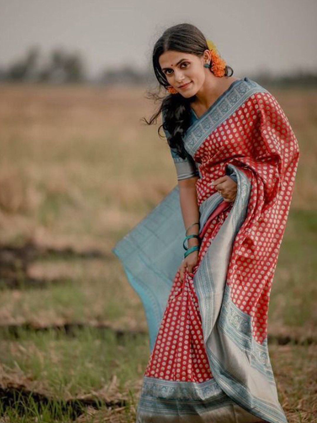 

bansari textiles Woven Design Zari Jute Silk Kanjeevaram Saree, Red