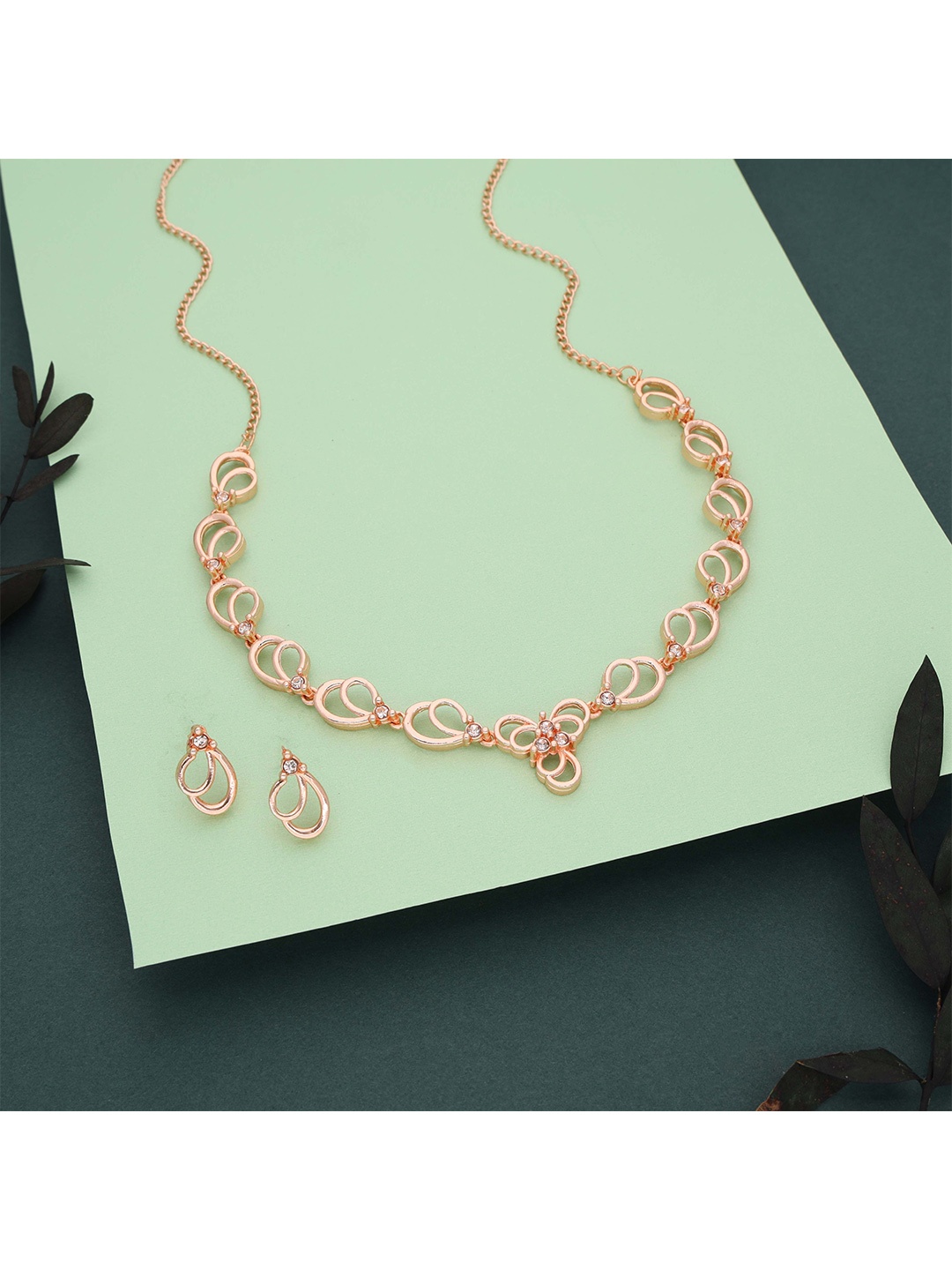 

Lyriss Gold-Plated Artificial Beads-Studded Jewellery Set