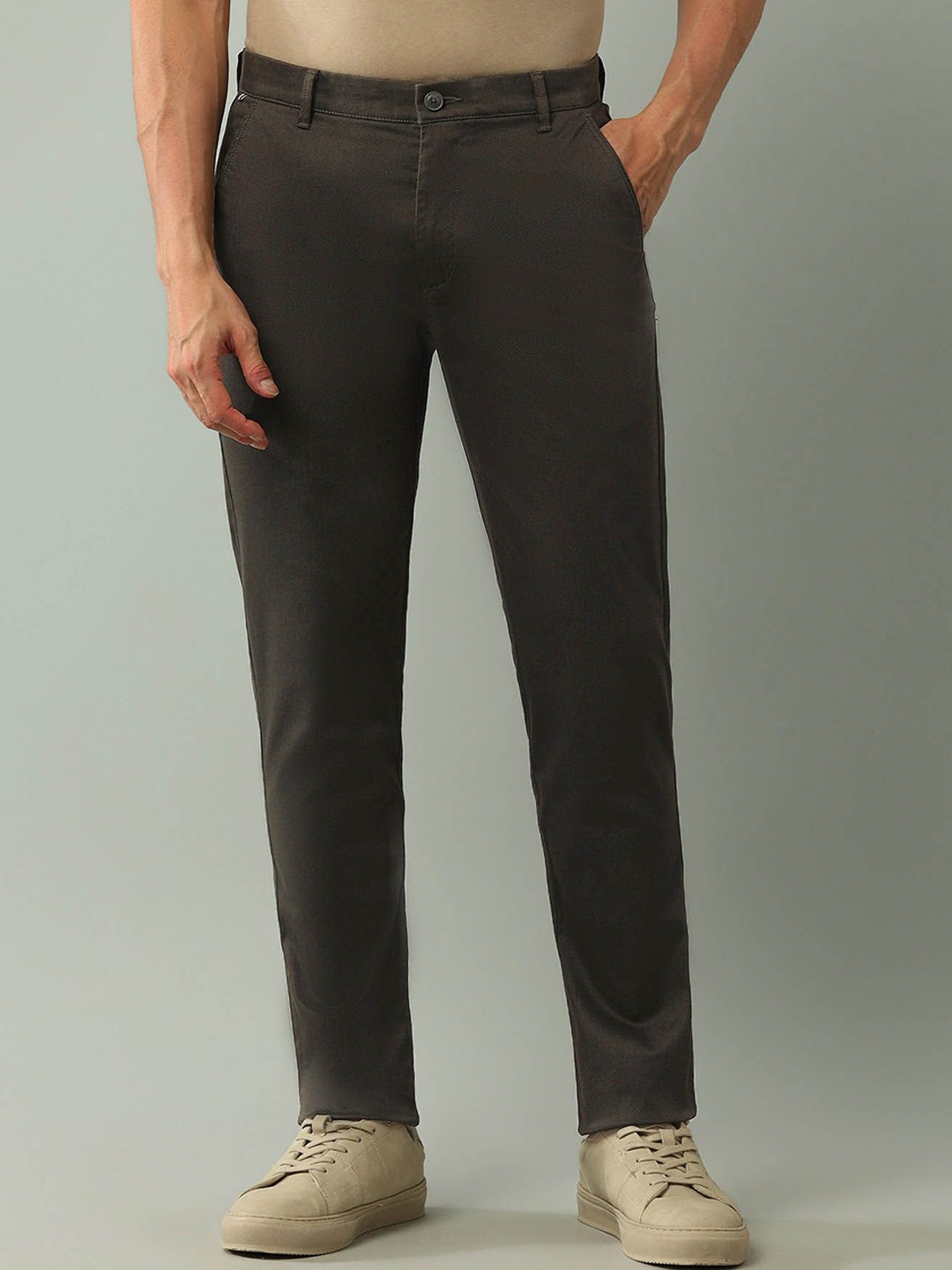 

Arrow Sport Autoflex Men Slim Fit Chino Trousers, Brown