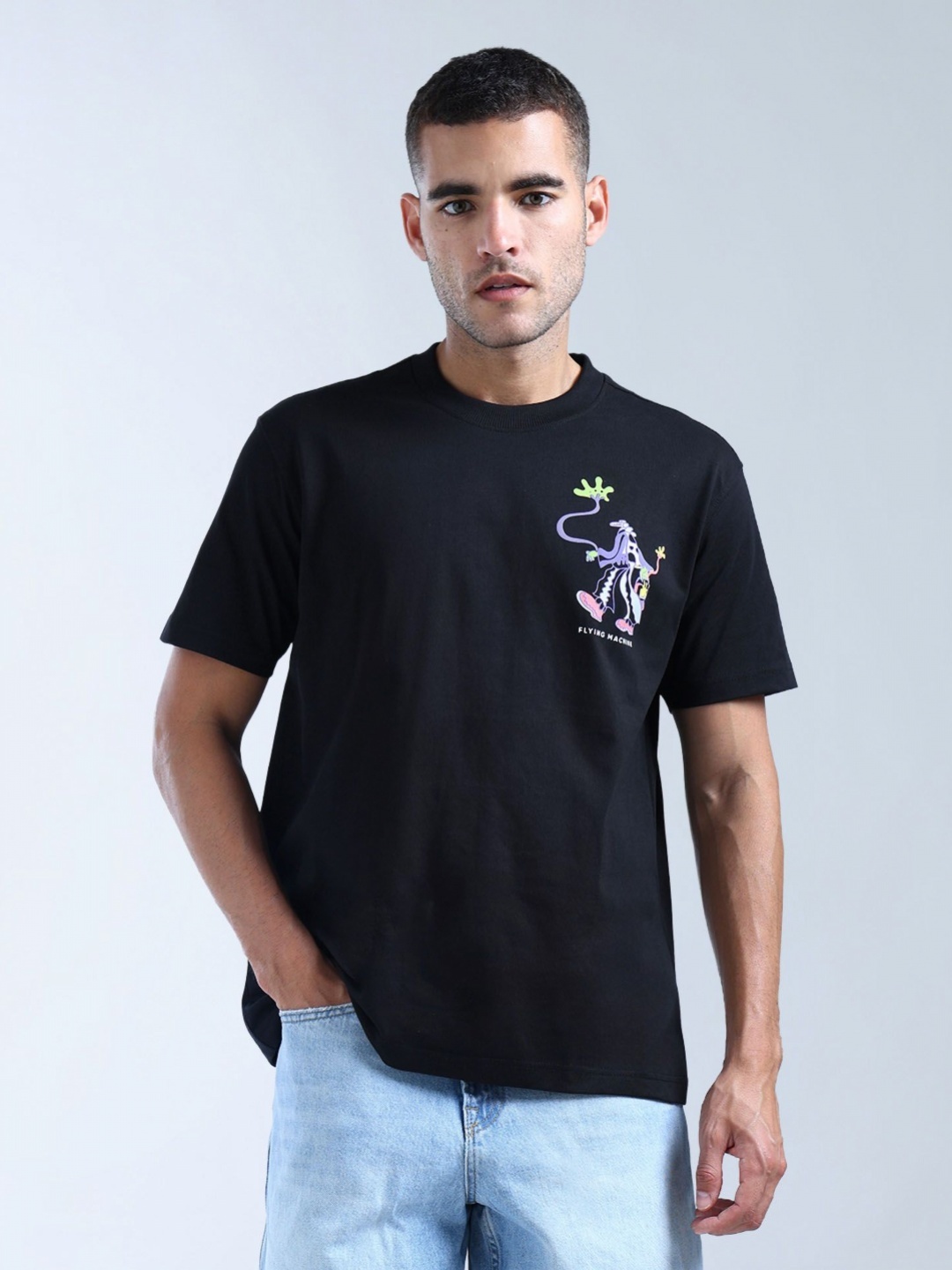 

Flying Machine Men Printed Drop-Shoulder Sleeves T-shirt, Black