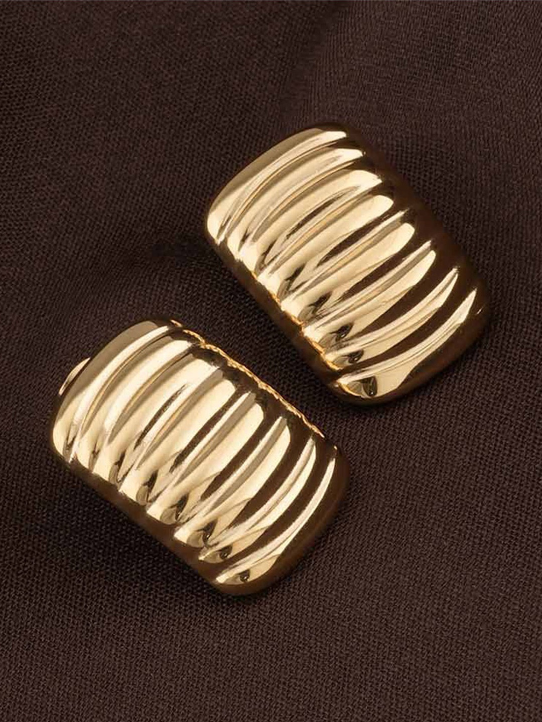

PALMONAS Contemporary Studs Earrings, Gold