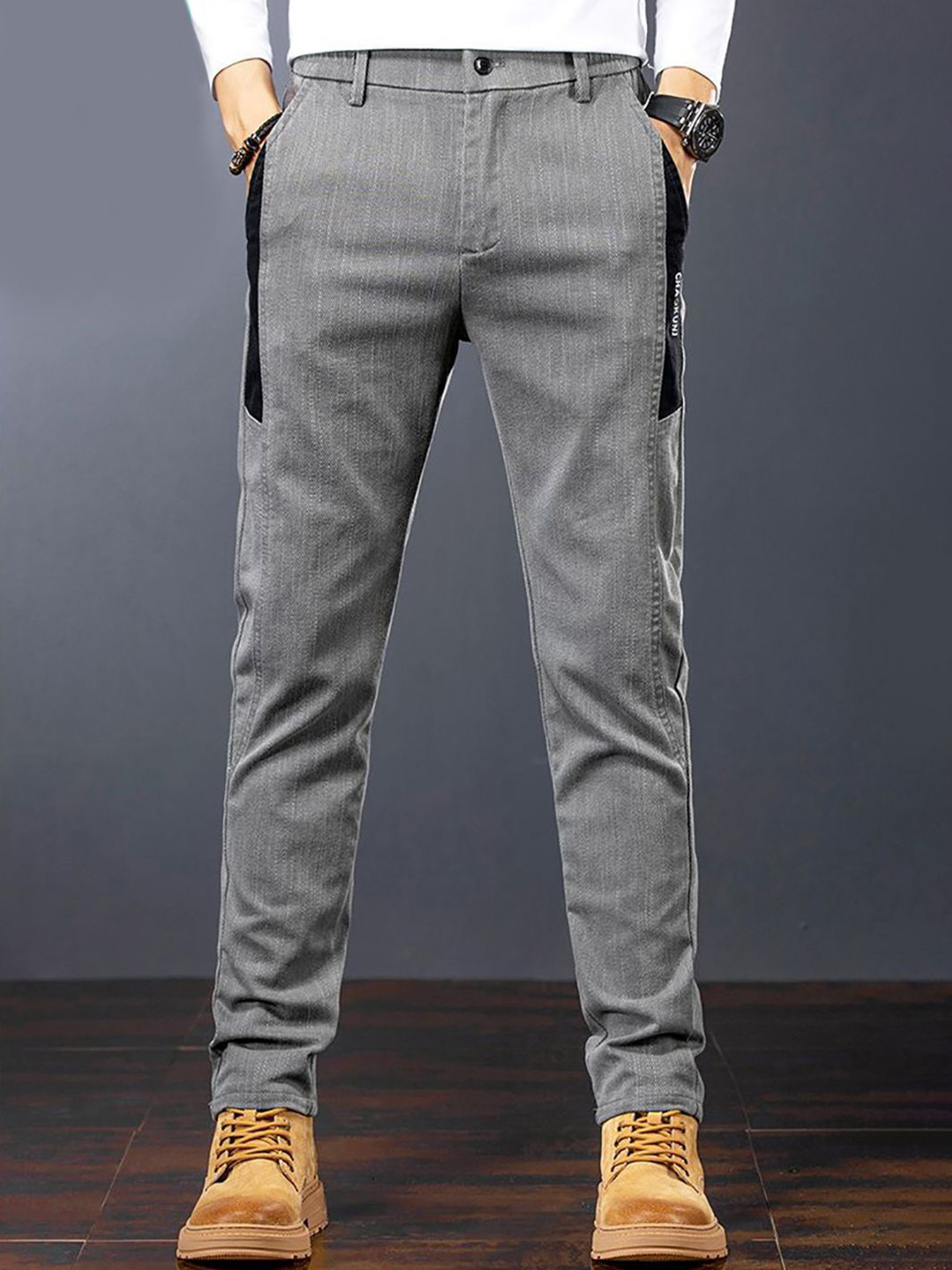 

StyleCast x Revolte Men Mid-Rise Skinny Fit Easy Wash Trouser, Grey