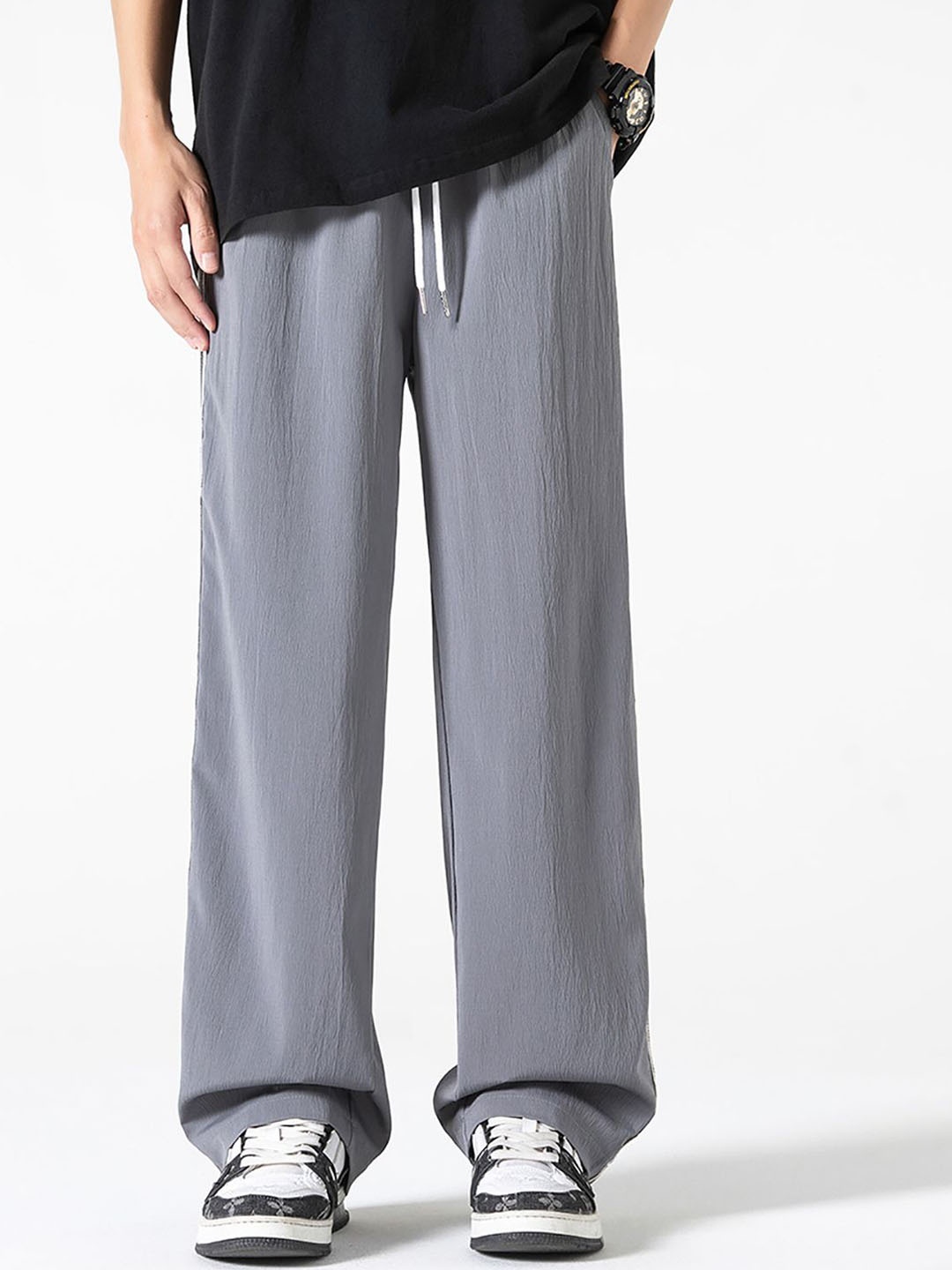 

StyleCast x Revolte Men Easy Wash Mid-Rise Trousers, Grey