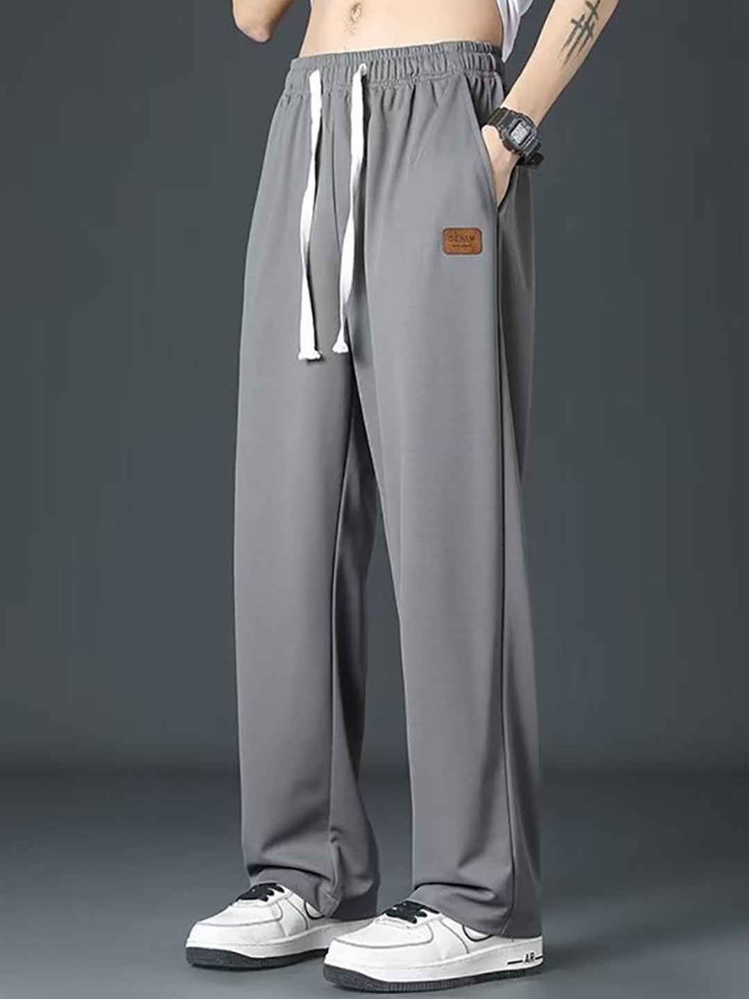 

StyleCast x Revolte Men Relaxed Straight Fit Trousers, Grey