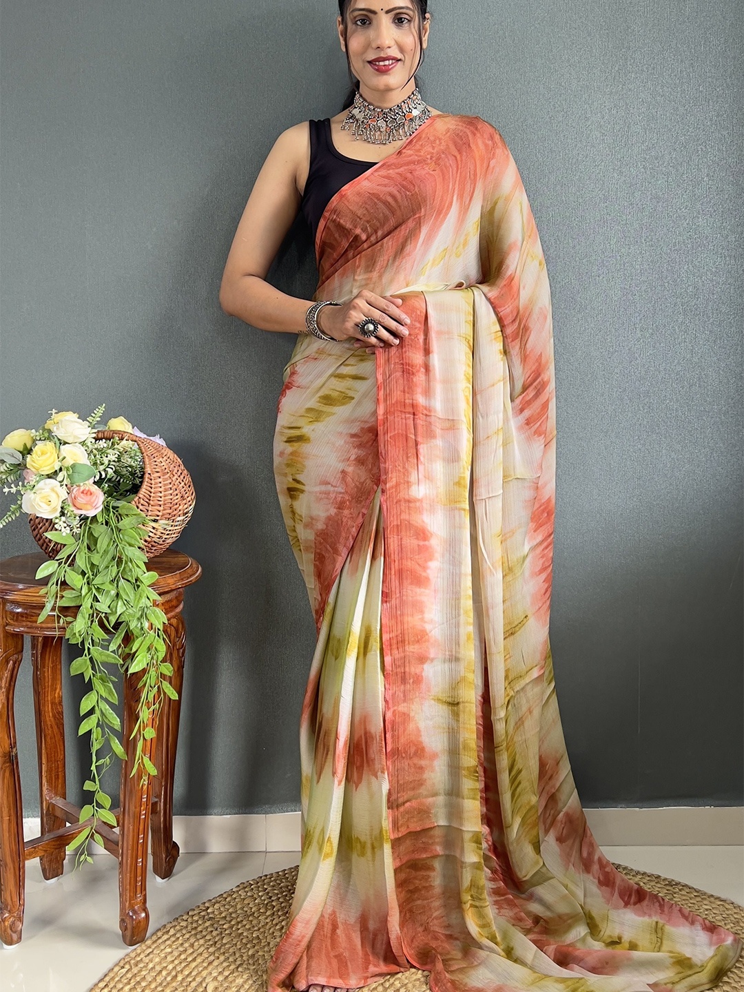 

bansari textiles Dyed Tie and Dye Pure Cotton Saree, Orange