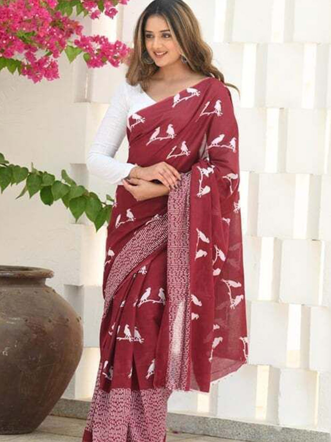 

bansari textiles Ethnic Motifs Printed Kanjeevaram Saree, Maroon