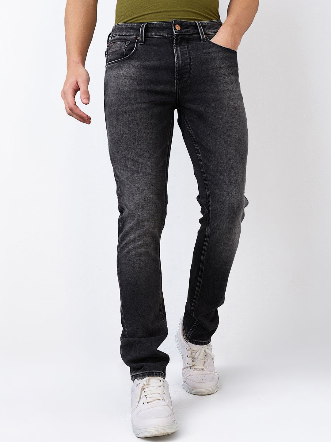 

SPYKAR Men Regular Fit Mid-Rise Heavy Fade Cotton Jeans, Black