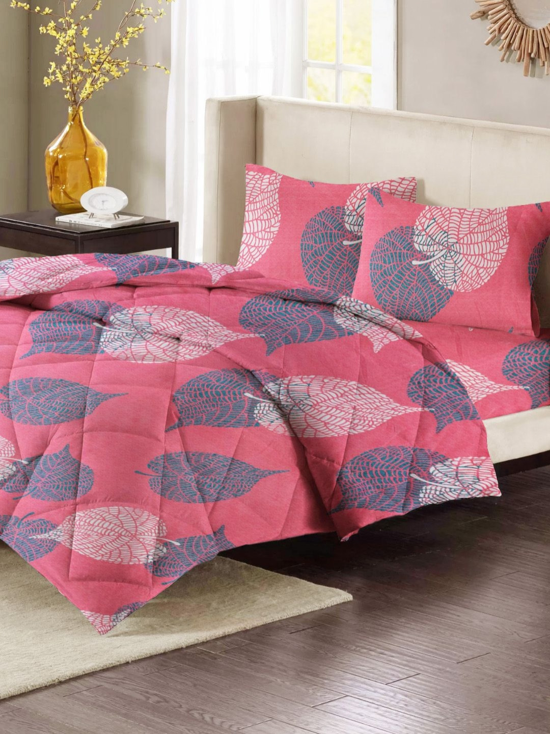 

VAS COLLECTIONS Pink & White Printed Cotton Heavy Winter 210 GSM Double Bed Comforter