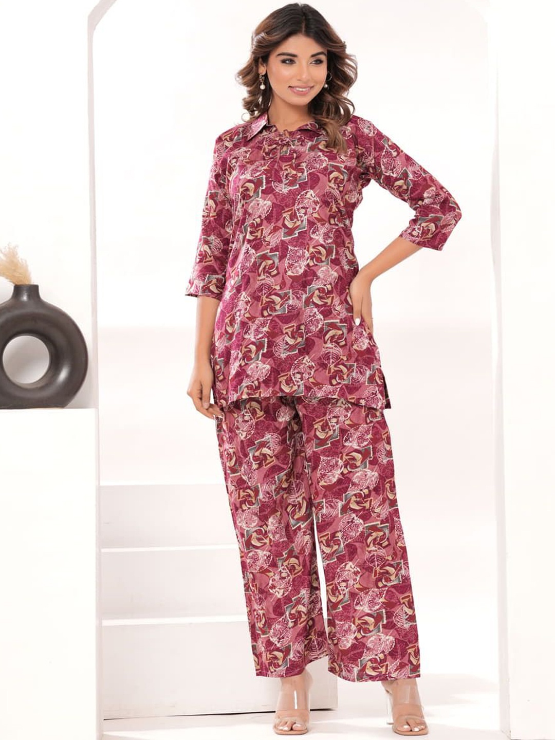 

The loom craft Floral Printed Shirt Collar Tunic With Palazzo, Pink