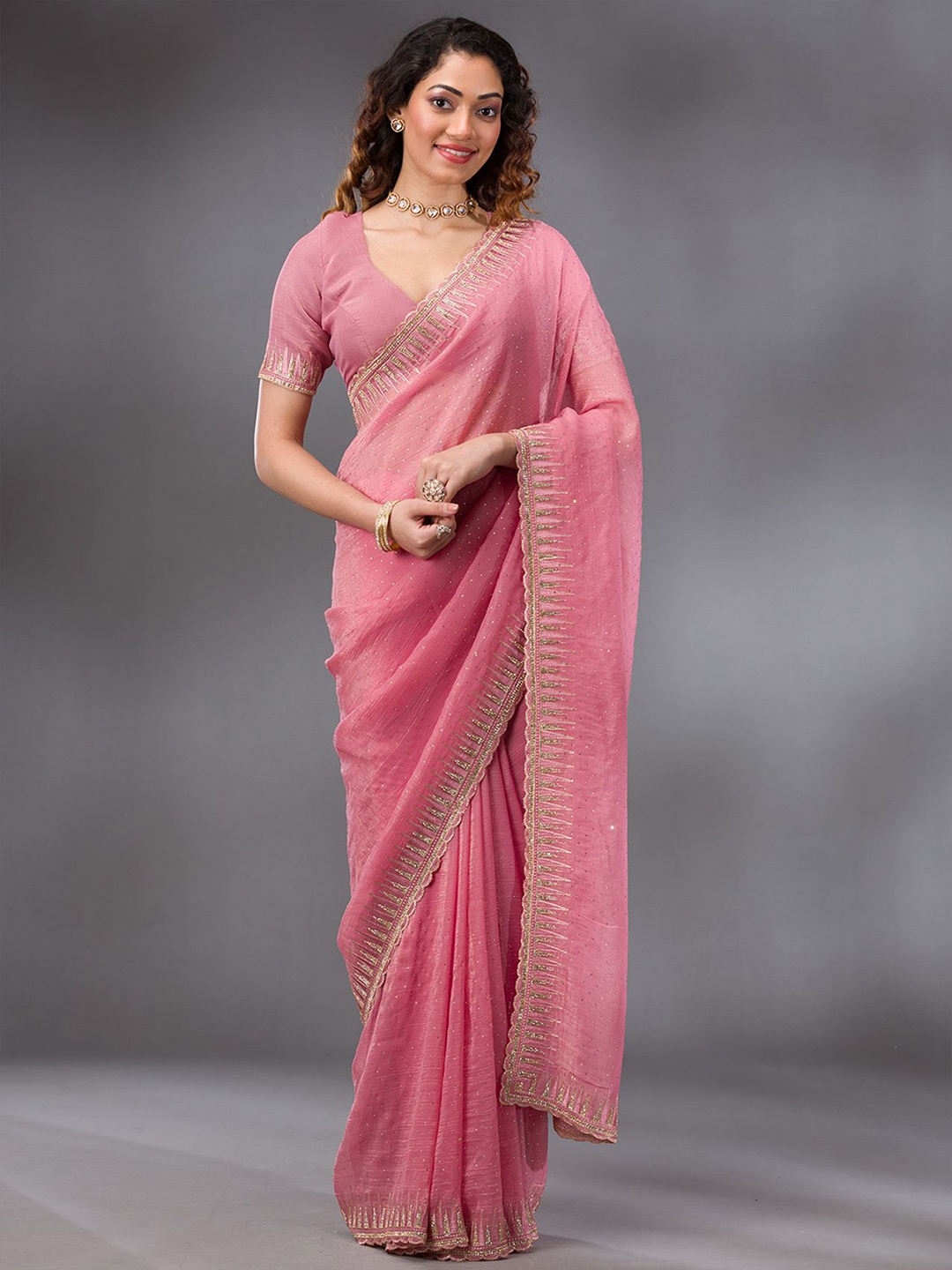 

Koskii Embellished Beads and Stones Tissue Saree, Pink