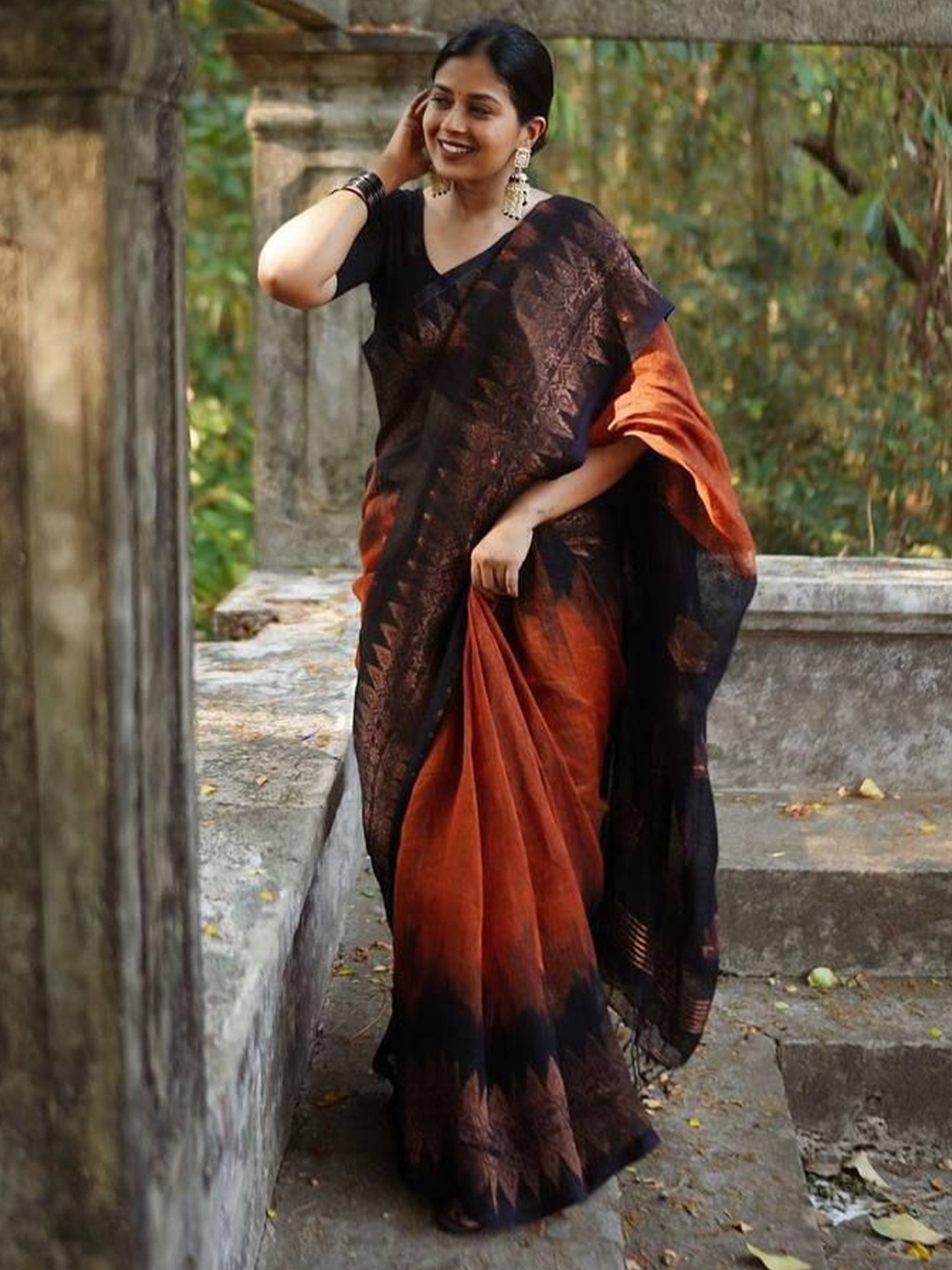 

bansari textiles Woven Design Zari Kanjeevaram Saree, Orange