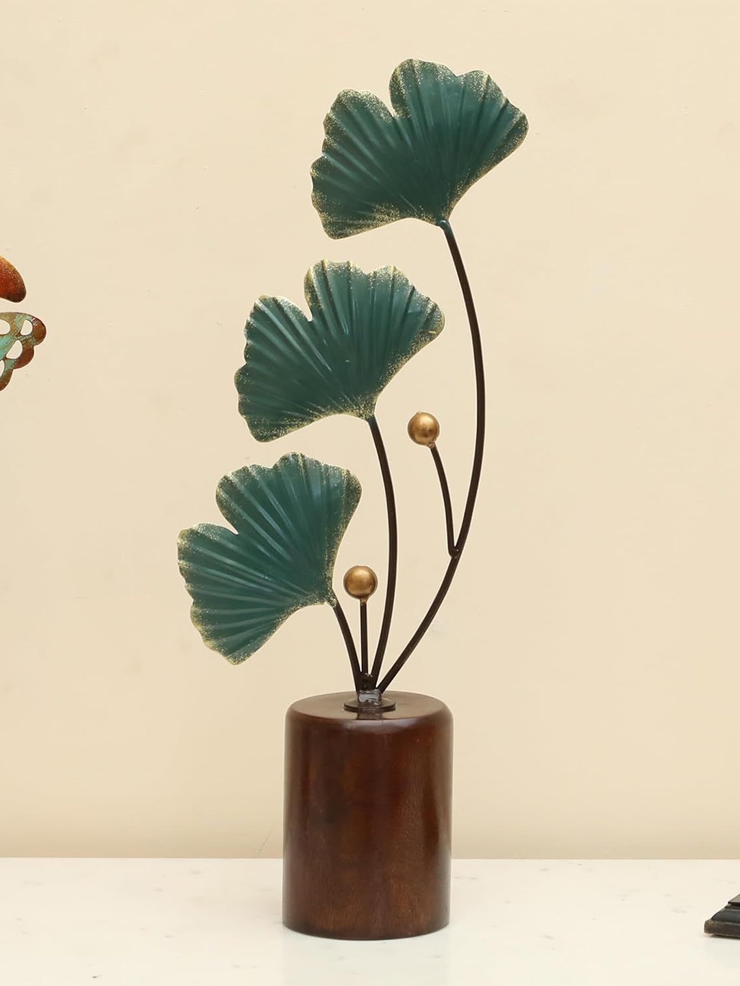 

vedas F-Ujjwal Brown & Green Ginko Flower Showpiece