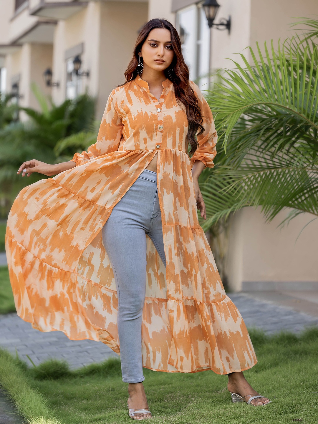 

SARINKU Women Printed Tiered Georgette Kurta, Yellow