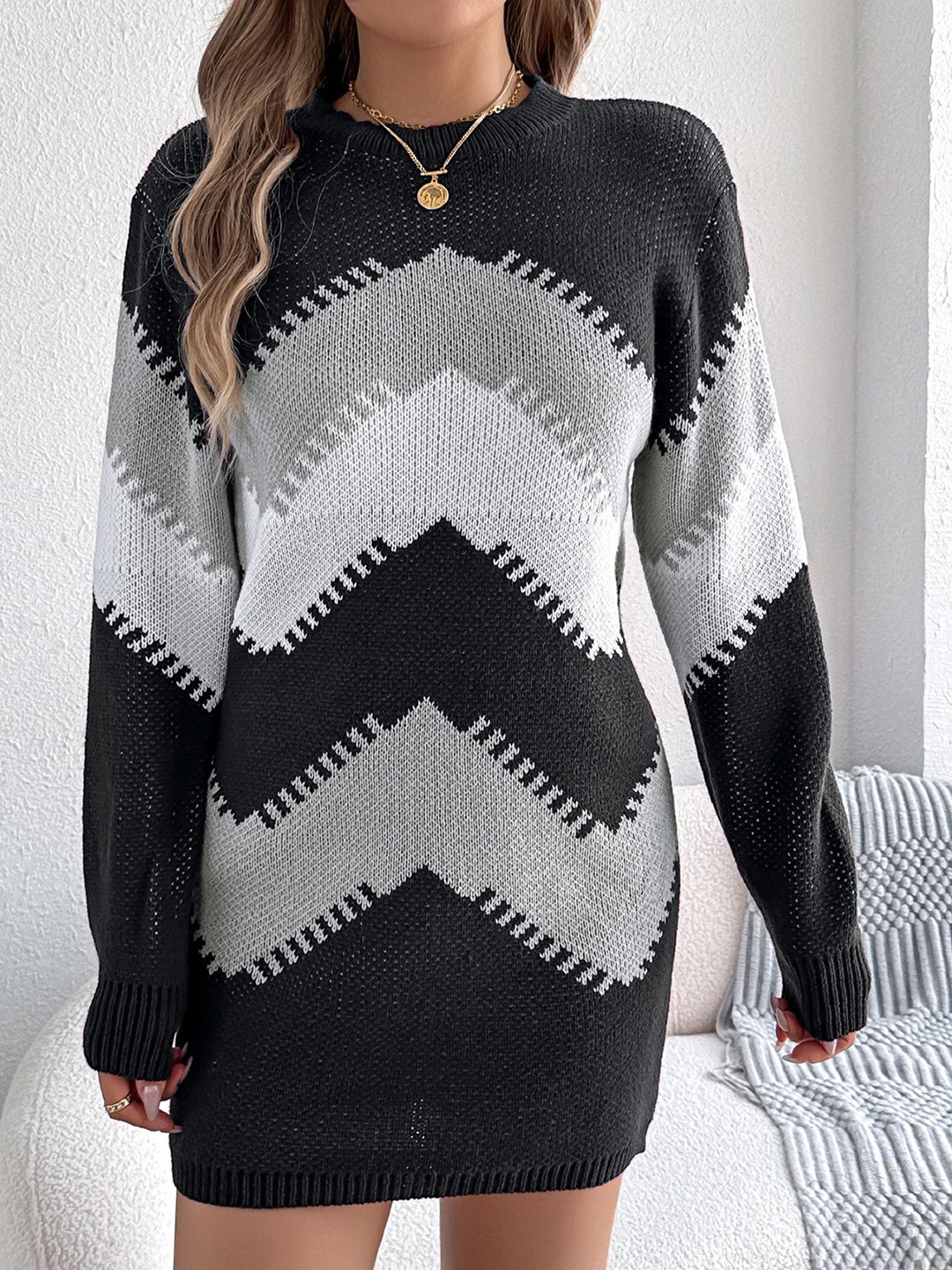 

StyleCast x Revolte Women Printed Mini Jumper Dress, Black