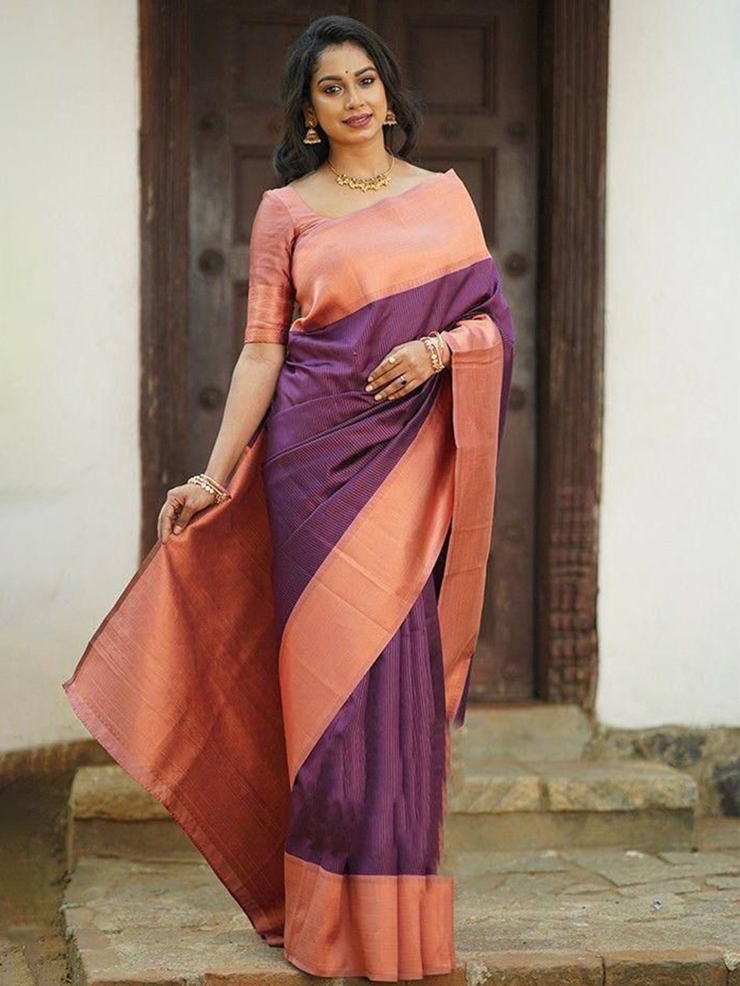 

bansari textiles Woven Design Zari Silk Blend Kanjeevaram Saree, Purple