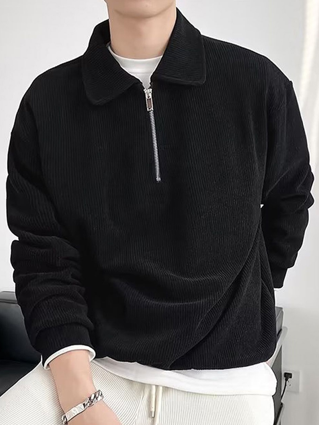 

StyleCast x Revolte Men Shirt Collar Pullover Sweatshirt, Black