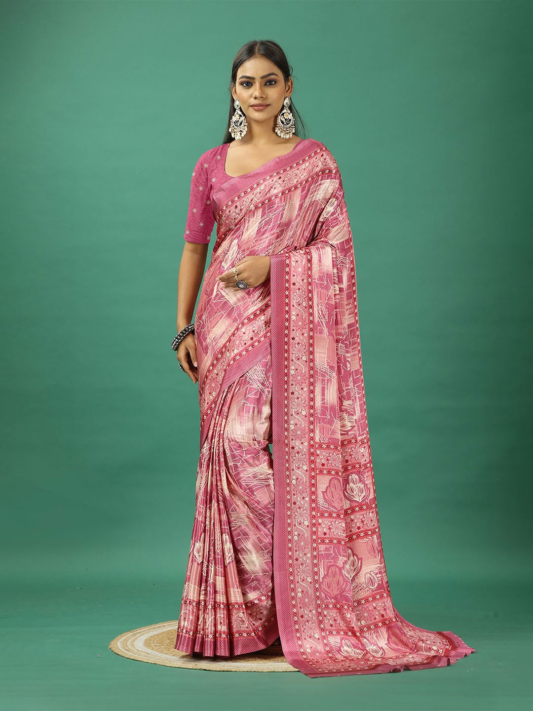 

A.V.M. SILK MILLS Floral Printed Pure Crepe Saree, Burgundy