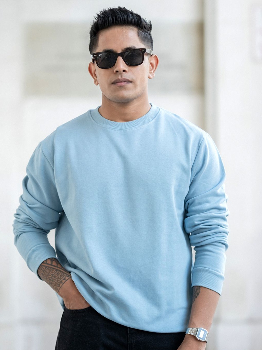 

Powerlook Men Solid Round Neck Cotton T-shirt, Blue
