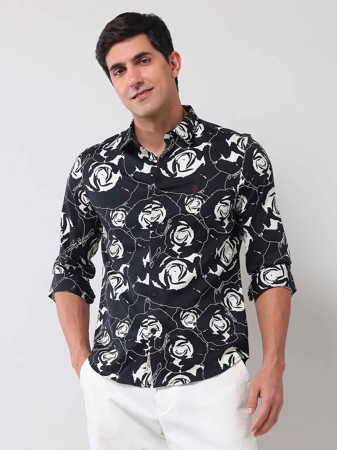 

U.S. Polo Assn. Denim Co. Men Classic Fit Abstract Printed Cotton Casual Shirt, Black