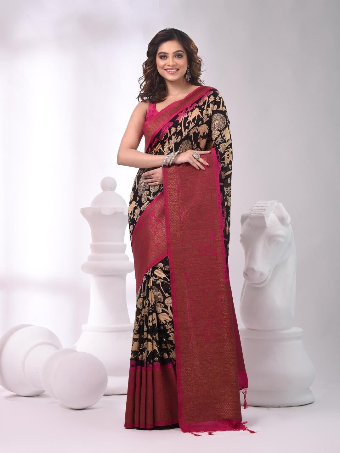 

VIBHAVARI Floral Zari Silk Blend Saree, Pink
