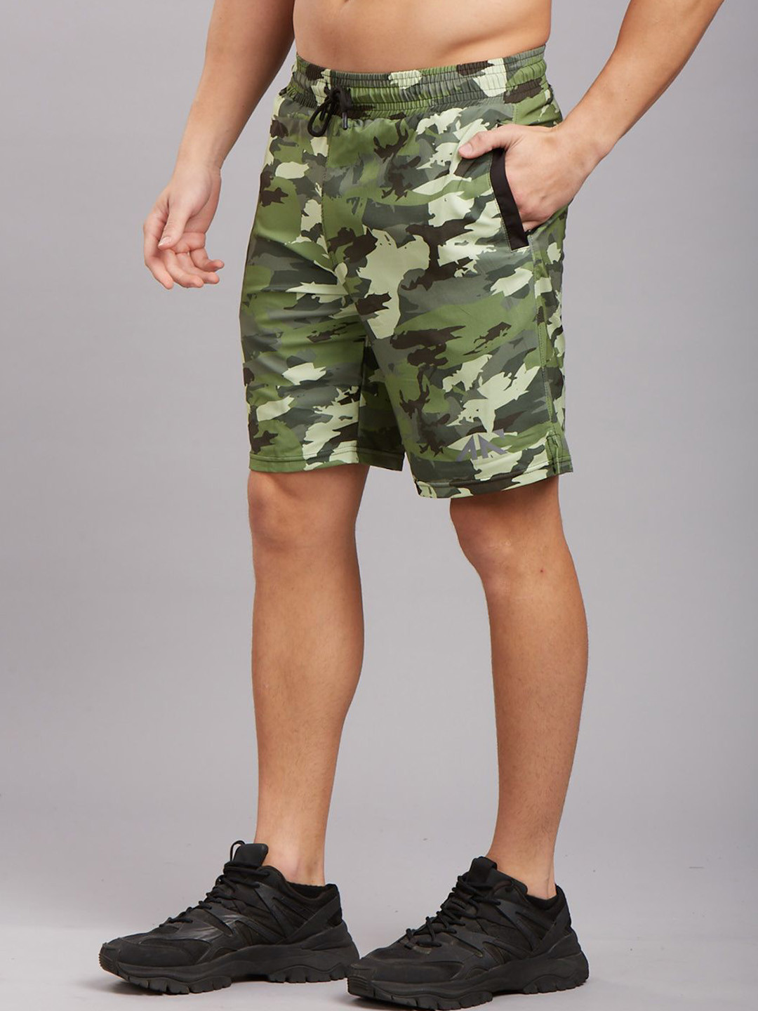 

AESTHETIC NATION Men Camouflage Printed Dri-FIT Training or Gym Sports Shorts, Green