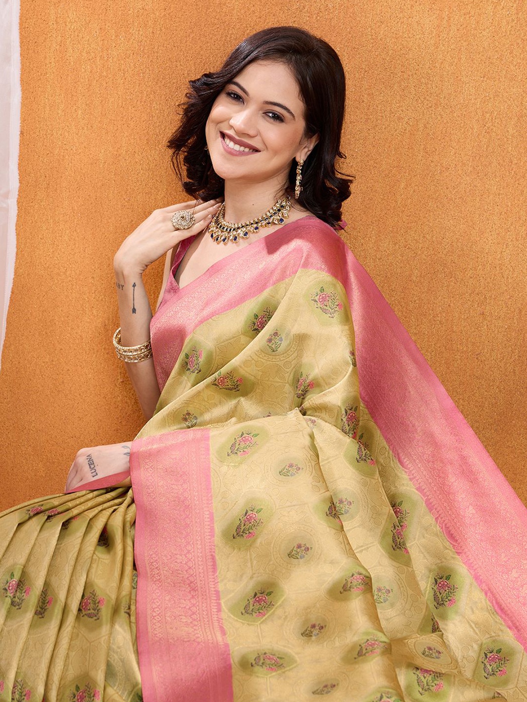 

Ethnielle Woven Design Zari Pure Silk Banarasi Saree, Pink