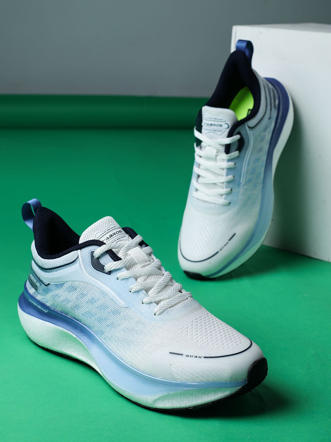 

ABROS Men Hook Mesh Running Shoes, Off white